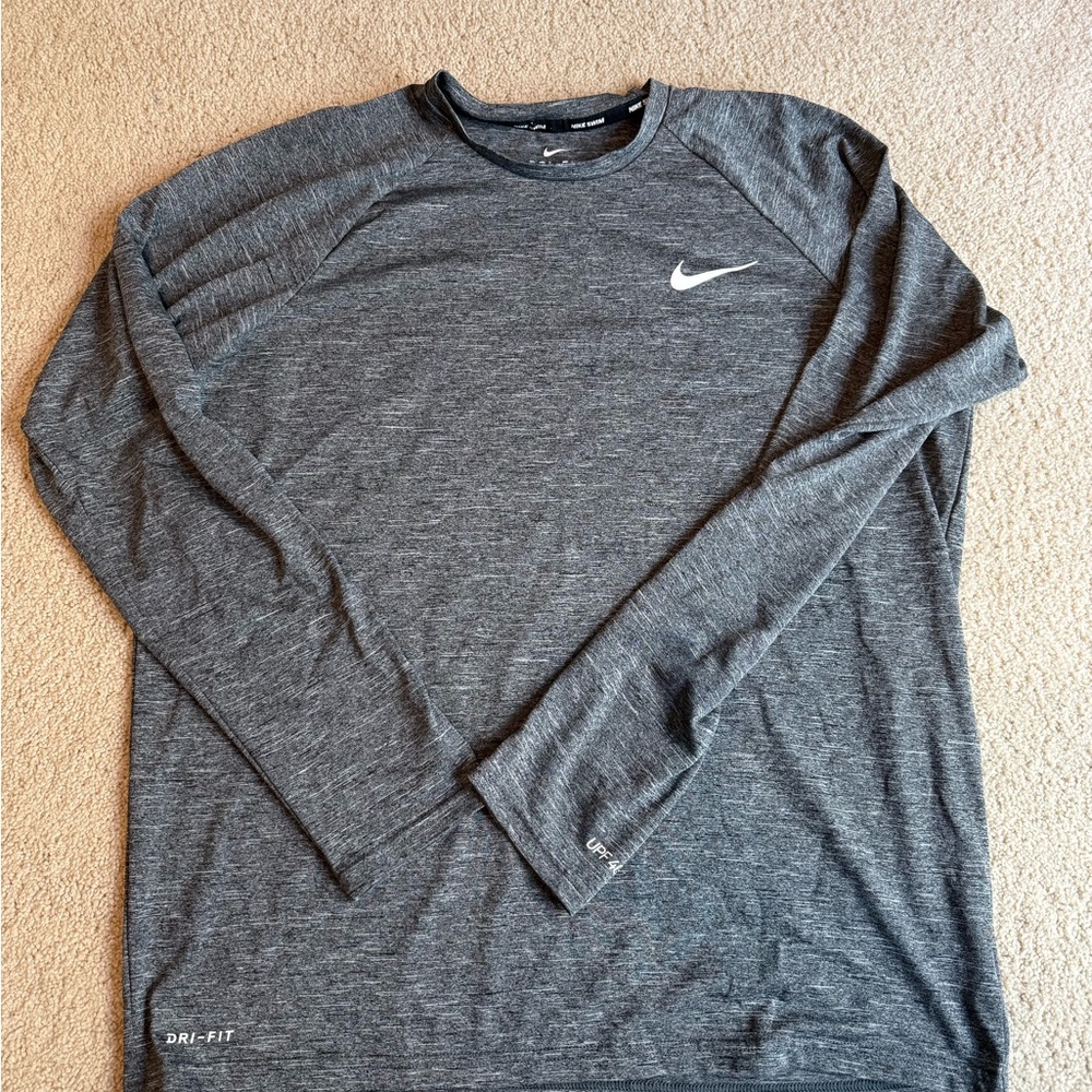 Nike Men's Long Sleeve Dri-FIT Heather Gray Athletic Tee